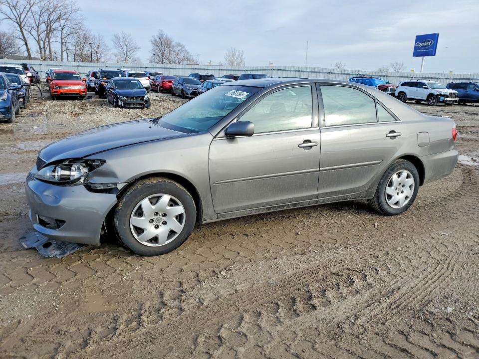 2005 Toyota Camry მანქანა იყიდება აუქციონზე, vin: 4T1BE32K85U512059, აუქციონის ნომერი: 75582395