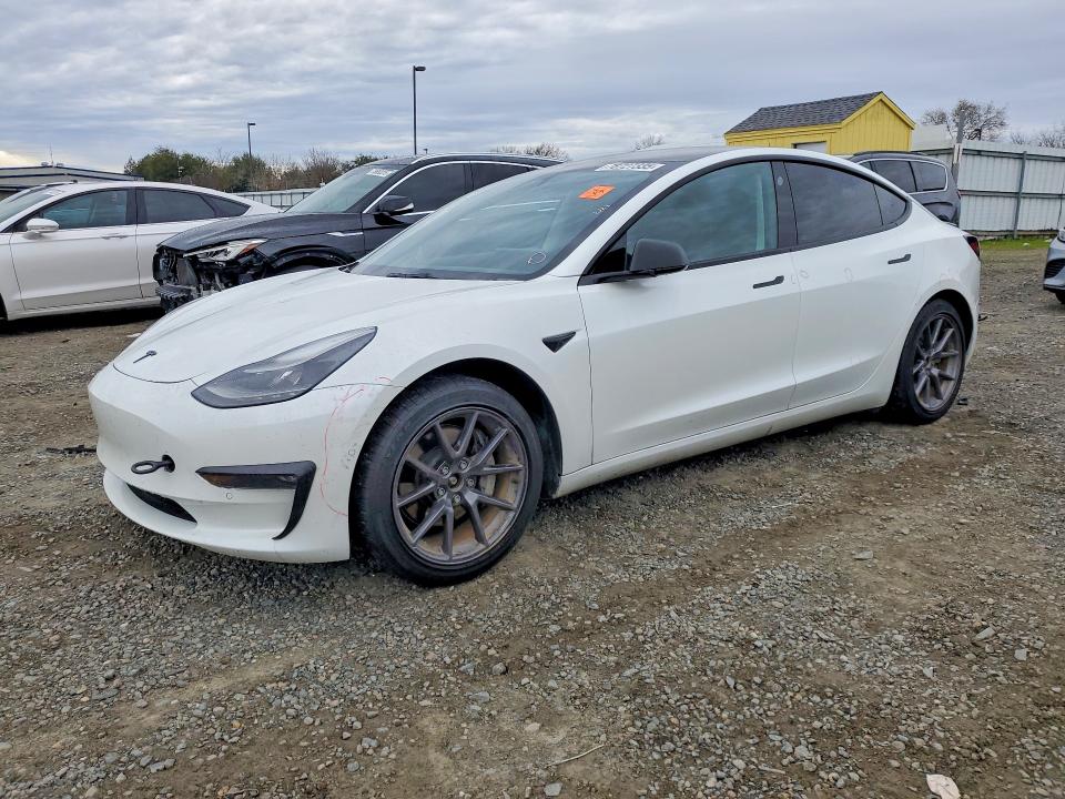 78727335 :رقم المزاد ، 5YJ3E1EB3MF097202 vin ، 2021 Tesla Model 3 مزاد بيع