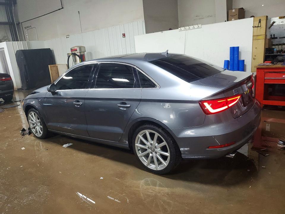 Продажа на аукционе авто 2015 Audi A3, vin: WAUEFGFF7F1009870, номер лота: 76800725