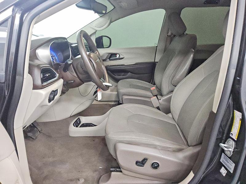 78720545 :رقم المزاد ، 2C4RC1DG9HR642875 vin ، 2017 Chrysler Pacifica مزاد بيع