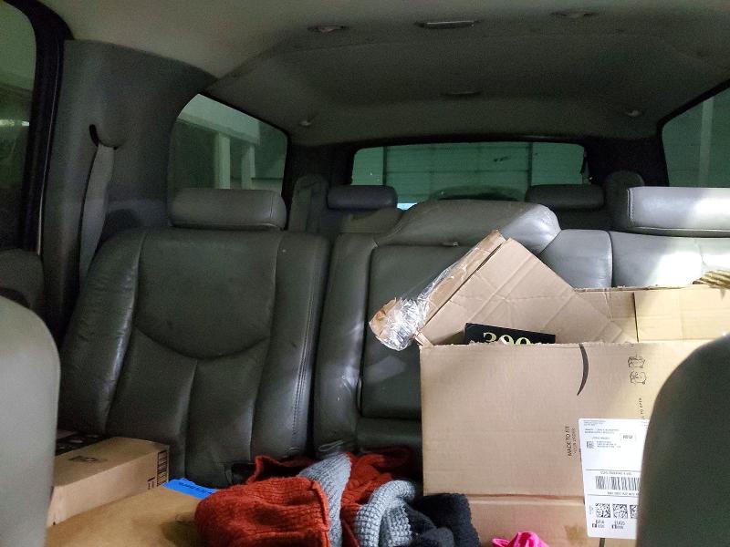 Продаж на аукціоні авто 2003 Chevrolet Suburban, vin: 3GNFK16T23G159265, номер лоту: 76168925