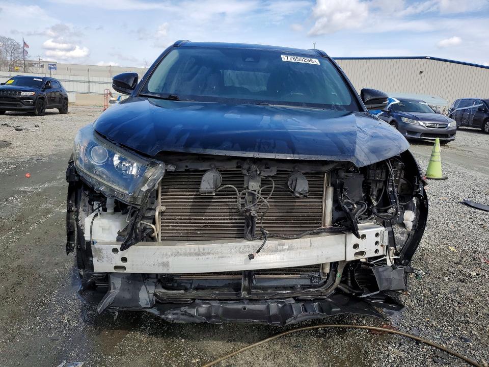 Продажа на аукционе авто 2019 Toyota Highlander, vin: 5TDKZRFH0KS359414, номер лота: 77655295