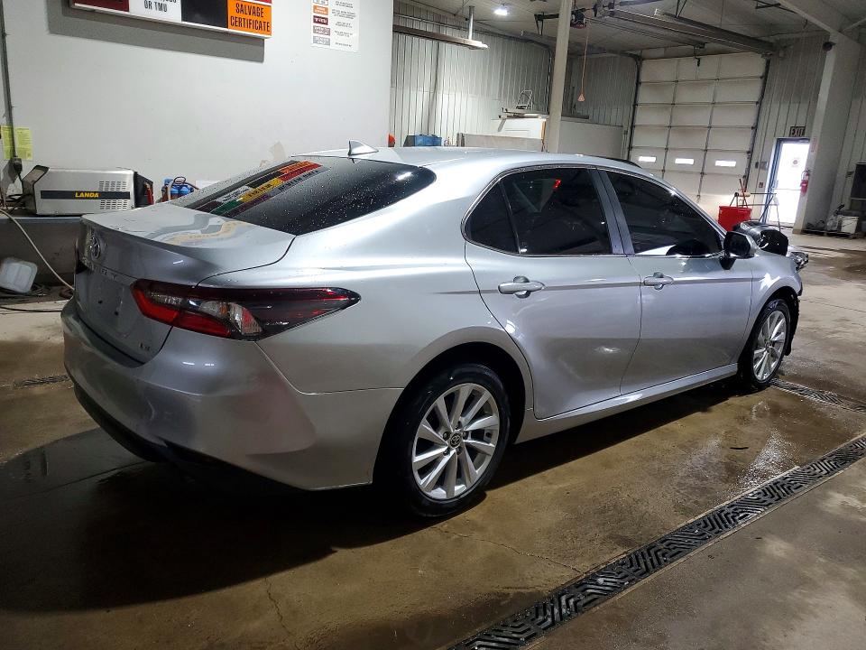 78051725 :رقم المزاد ، 4T1C11AK5PU126367 vin ، 2023 Toyota Camry مزاد بيع