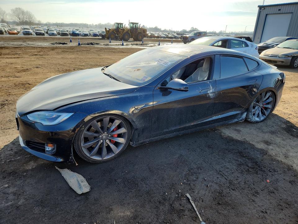76807465 :رقم المزاد ، 5YJSA1E42GF143681 vin ، 2016 Tesla Model S مزاد بيع