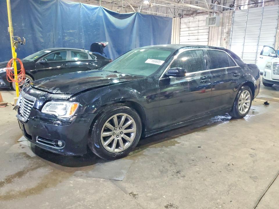 2013 Chrysler 300 მანქანა იყიდება აუქციონზე, vin: 2C3CCAAG7DH714753, აუქციონის ნომერი: 77166605