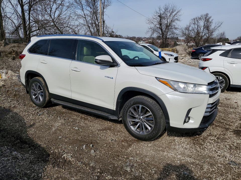 Продаж на аукціоні авто 2019 Toyota Highlander, vin: 5TDJGRFH6KS054551, номер лоту: 76379185