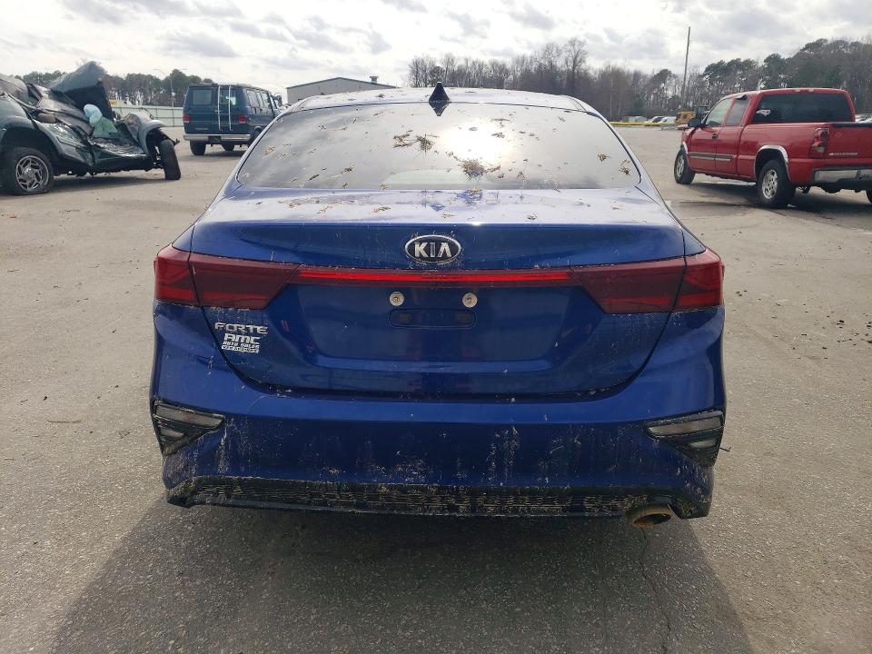 77956725 :رقم المزاد ، 3KPF24AD0KE103667 vin ، 2019 Kia Forte مزاد بيع