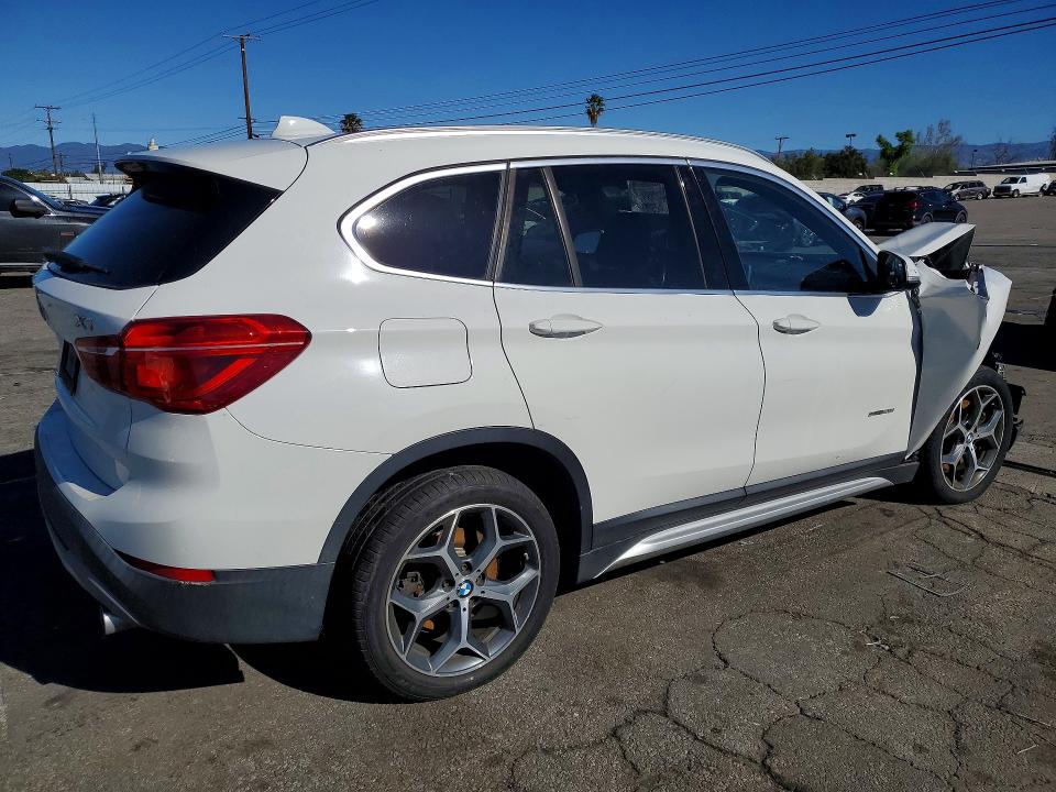 Продаж на аукціоні авто 2018 Bmw X1, vin: WBXHU7C34J5H40120, номер лоту: 76985495