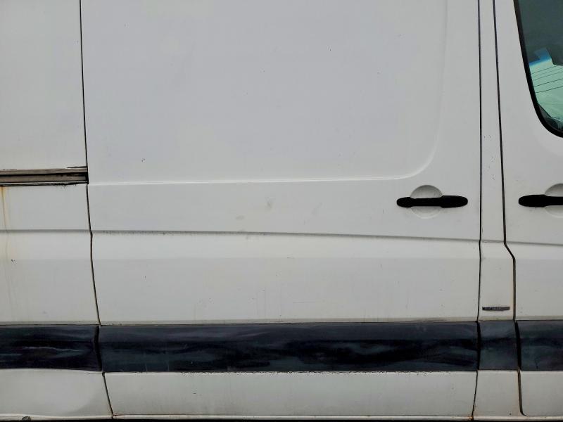 76283125 :رقم المزاد ، WD3PE8CB4B5568263 vin ، 2011 Mercedes-benz Sprinter 2 مزاد بيع