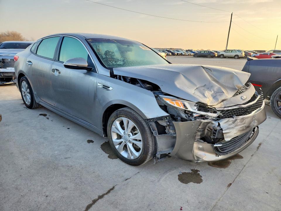 Продажа на аукционе авто 2018 Kia Optima, vin: 5XXGT4L31JG207127, номер лота: 78281435