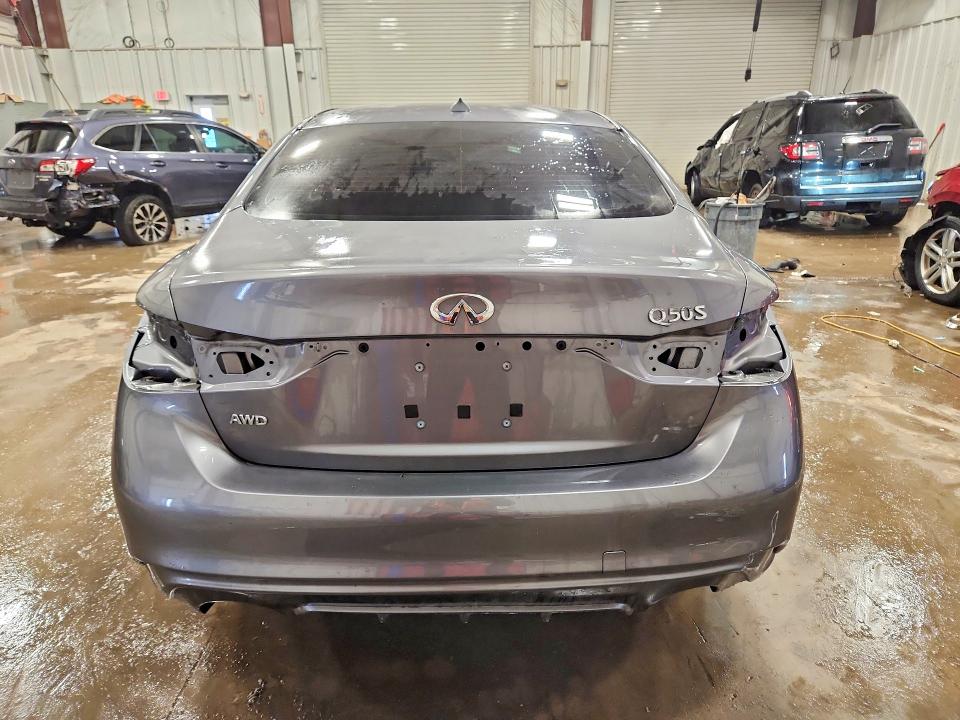 Продаж на аукціоні авто 2018 Infiniti Q50 Luxe, vin: JN1EV7AR4JM438272, номер лоту: 77420455