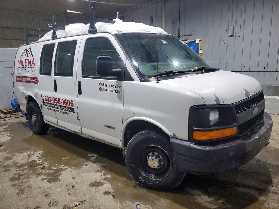 50442076 :رقم المزاد ، 1GCGG25V051119582 vin ، 2005 Chev Express G2500 مزاد بيع