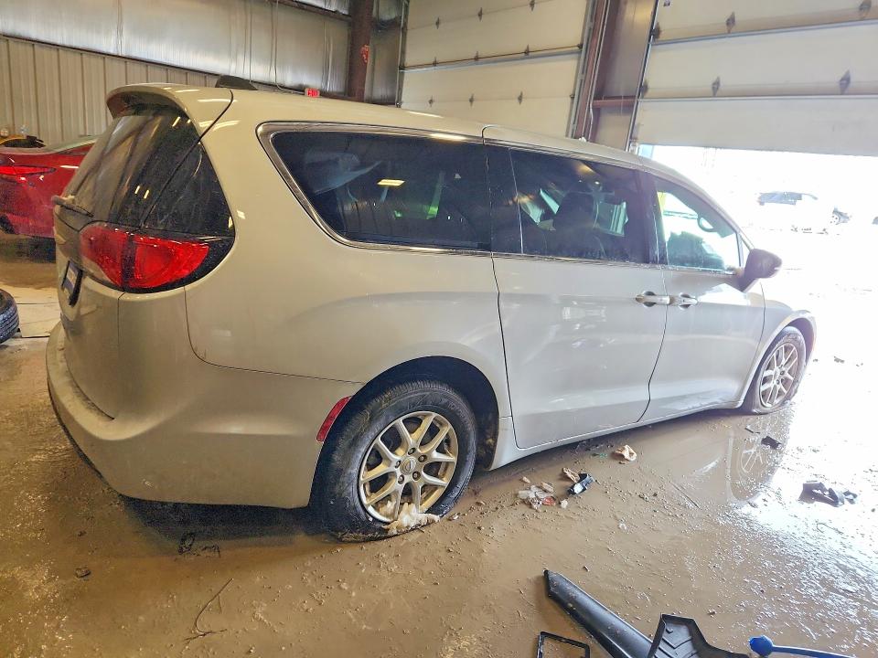 Продаж на аукціоні авто 2026 Chrysler Voyager, vin: 2C4RC1CG3TR158291, номер лоту: 76118315