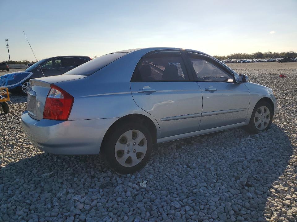 Продажа на аукционе авто 2005 Kia Spectra, vin: KNAFE121355132913, номер лота: 76029115