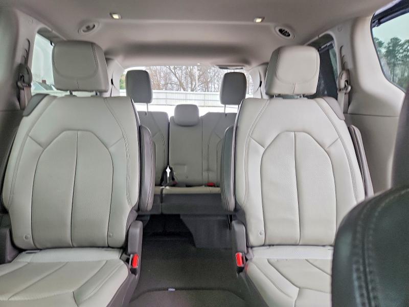 Продажа на аукционе авто 2018 Chrysler Pacifica, vin: 2C4RC1BG1JR114370, номер лота: 75149605