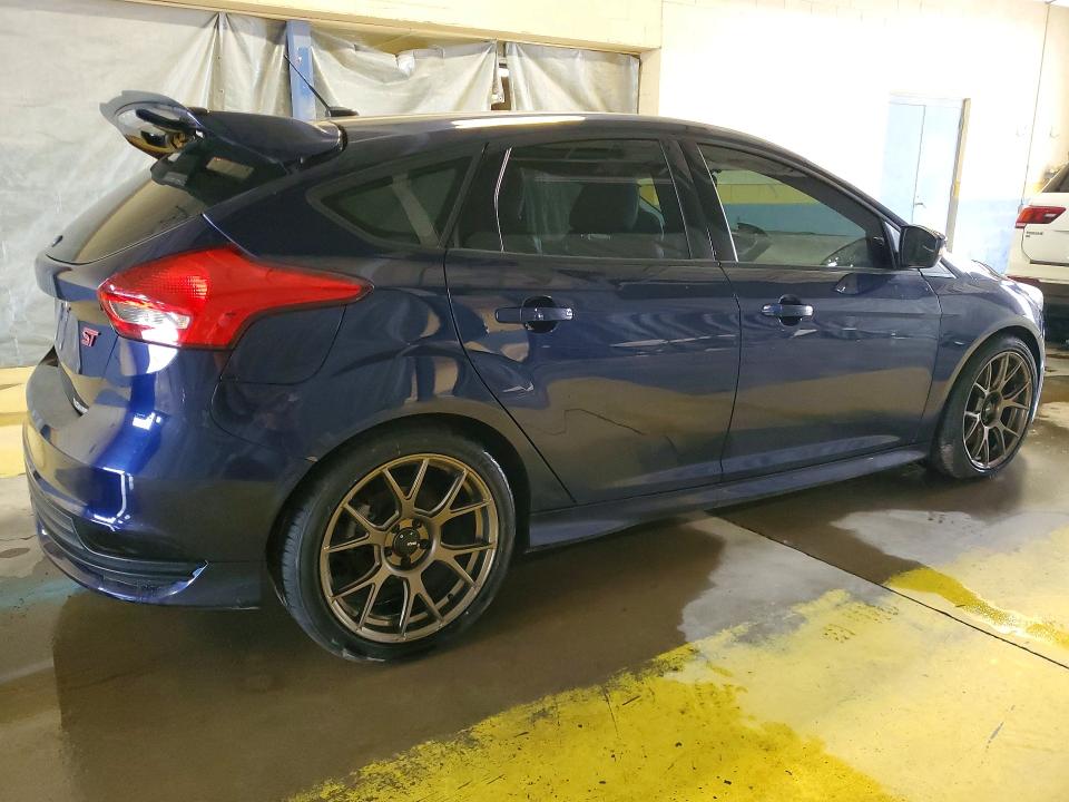 2016 Ford Focus მანქანა იყიდება აუქციონზე, vin: 1FADP3L90GL243931, აუქციონის ნომერი: 78284715