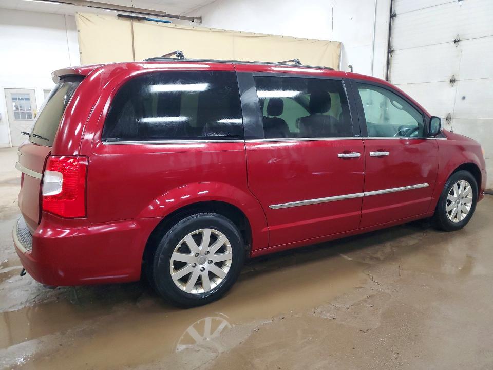 77751535 :رقم المزاد ، 2C4RC1CG7CR232926 vin ، 2012 Chrysler Town & Country مزاد بيع