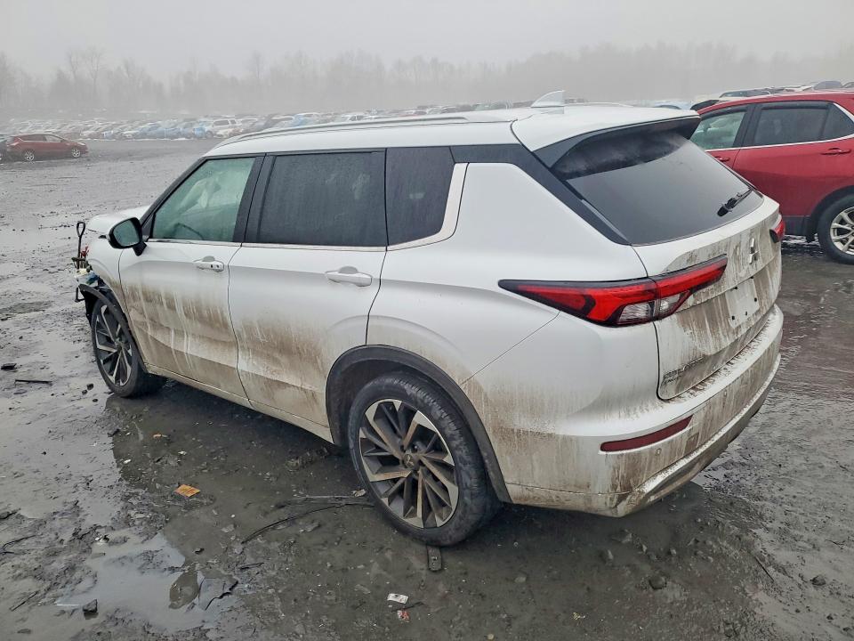 Продаж на аукціоні авто 2022 Mitsubishi Outlander, vin: JA4J4VA88NZ028703, номер лоту: 76799615