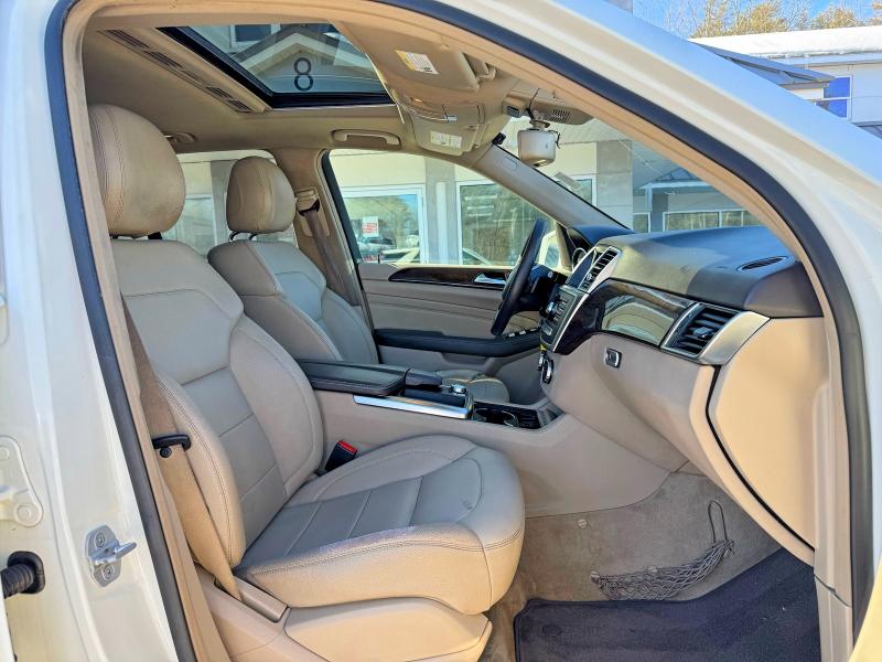 77747555 :رقم المزاد ، 4JGDA5HB4CA053991 vin ، 2012 Mercedes-benz Ml 350 4ma مزاد بيع