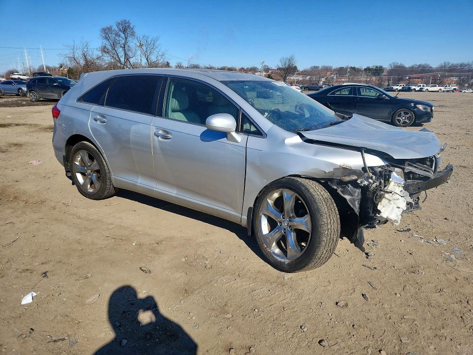 77275635 :رقم المزاد ، 4T3BK3BB7BU052033 vin ، 2011 Toyota Venza مزاد بيع