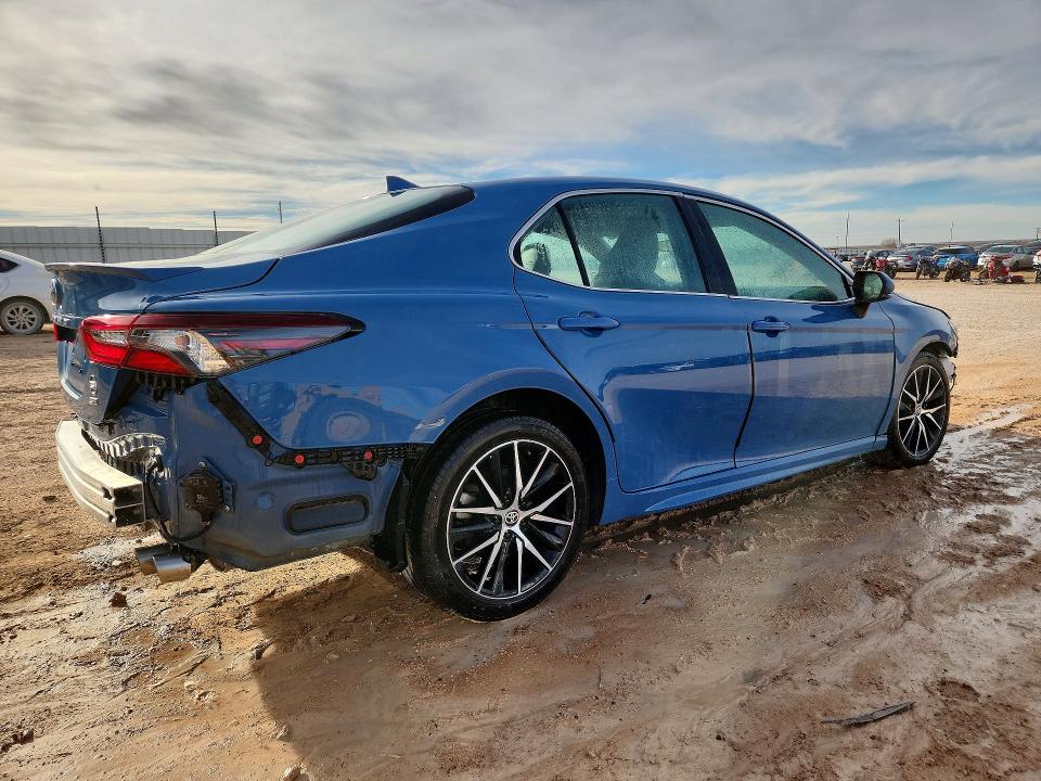 Продаж на аукціоні авто 2024 Toyota Camry, vin: 4T1G11AK1RU223974, номер лоту: 76564585