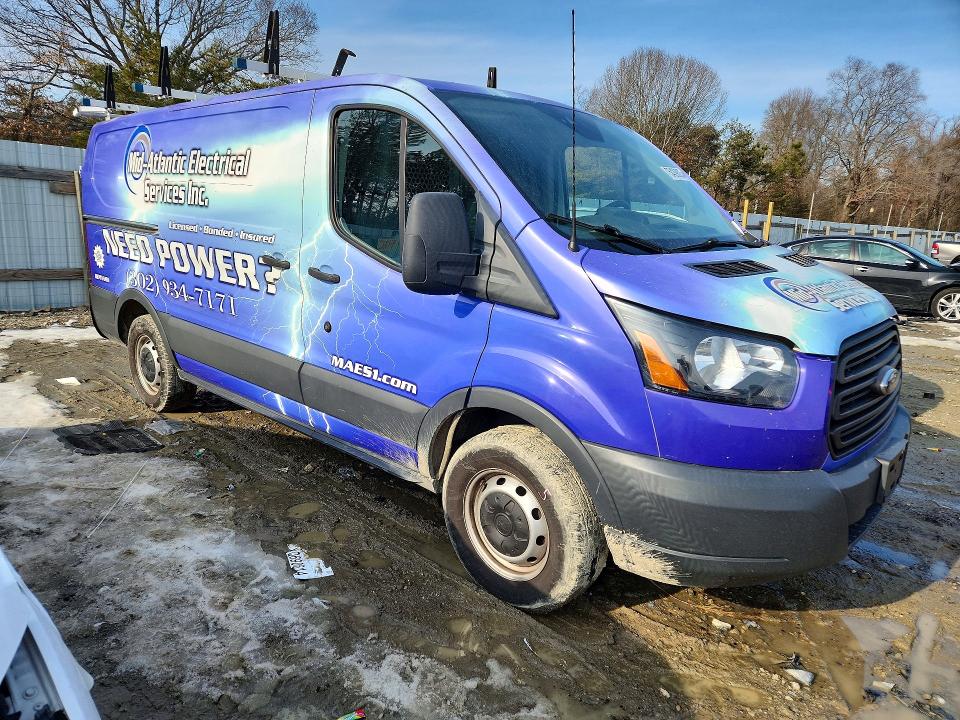 79659045 :رقم المزاد ، 1FTYE1YM5JKB40195 vin ، 2018 Ford Transit مزاد بيع