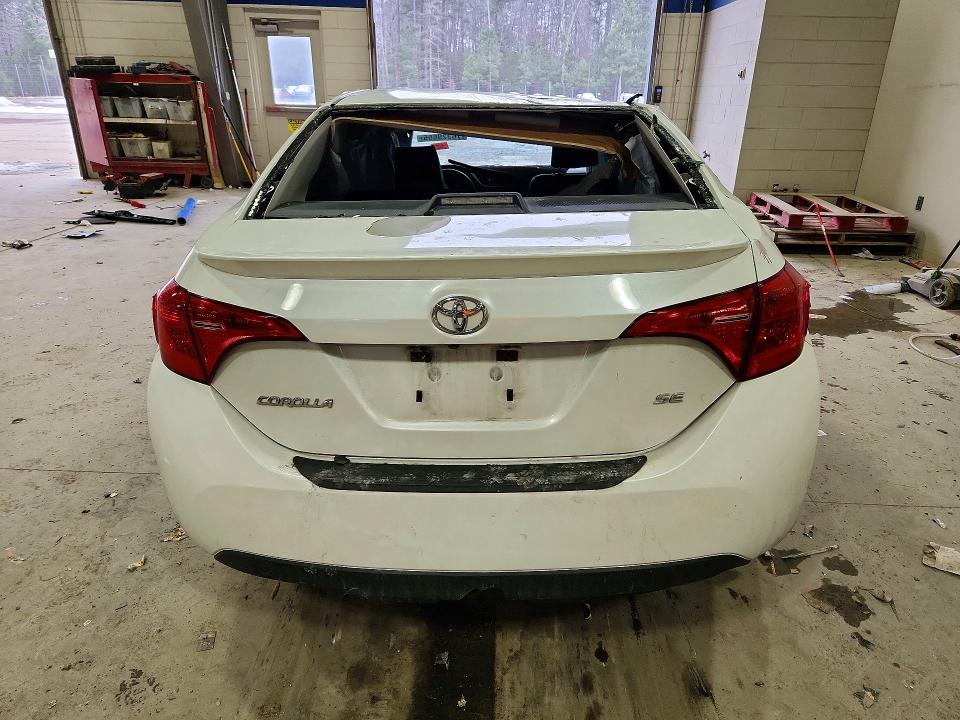 Продаж на аукціоні авто 2017 Toyota Corolla, vin: 5YFBURHE0HP698564, номер лоту: 76329655