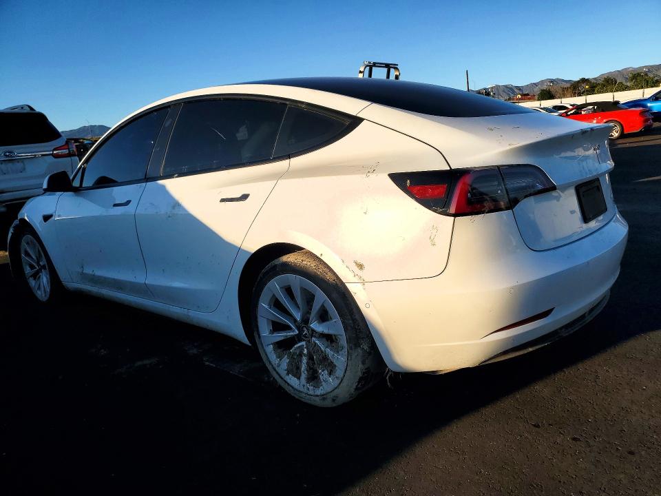77534855 :رقم المزاد ، 5YJ3E1EB2NF244921 vin ، 2022 Tesla Model 3 مزاد بيع