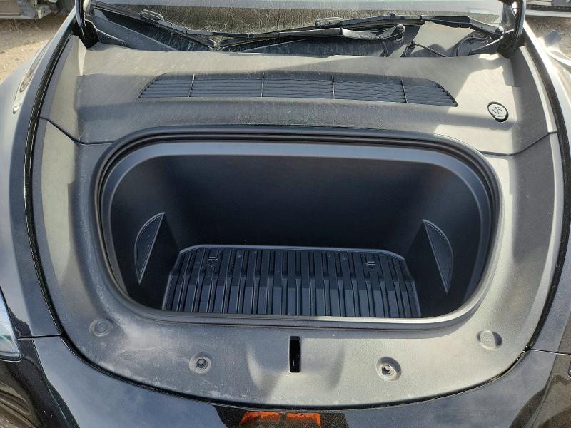 77898955 :رقم المزاد ، 7SAYGDEF0PF738897 vin ، 2023 Tesla Model Y مزاد بيع
