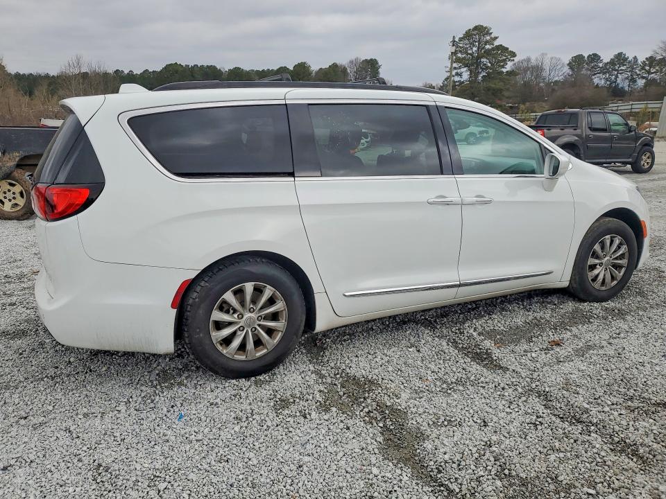 76994145 :رقم المزاد ، 2C4RC1BG8HR523699 vin ، 2017 Chrysler Pacifica مزاد بيع
