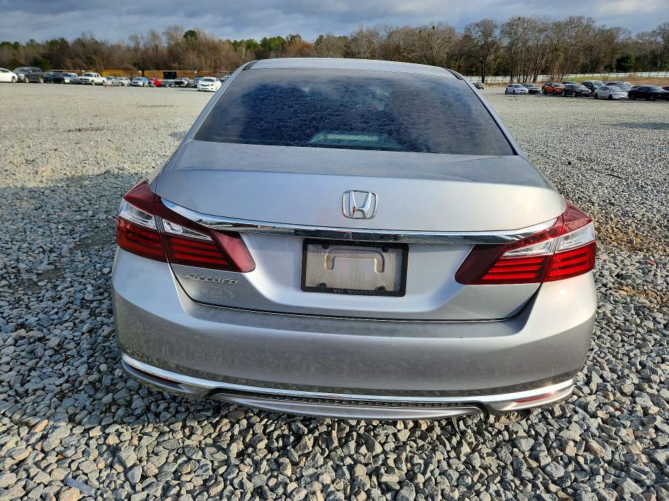 Продаж на аукціоні авто 2017 Honda Accord, vin: 1HGCR2F3XHA177226, номер лоту: 78315765