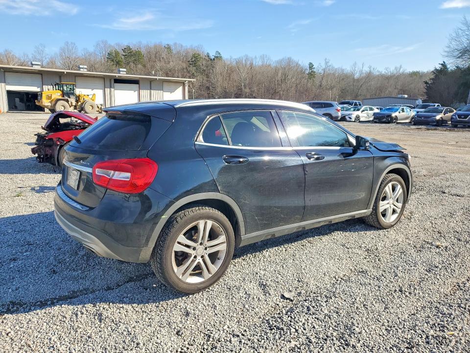 76059755 :رقم المزاد ، WDCTG4GB8FJ169185 vin ، 2015 Mercedes-benz Gla مزاد بيع