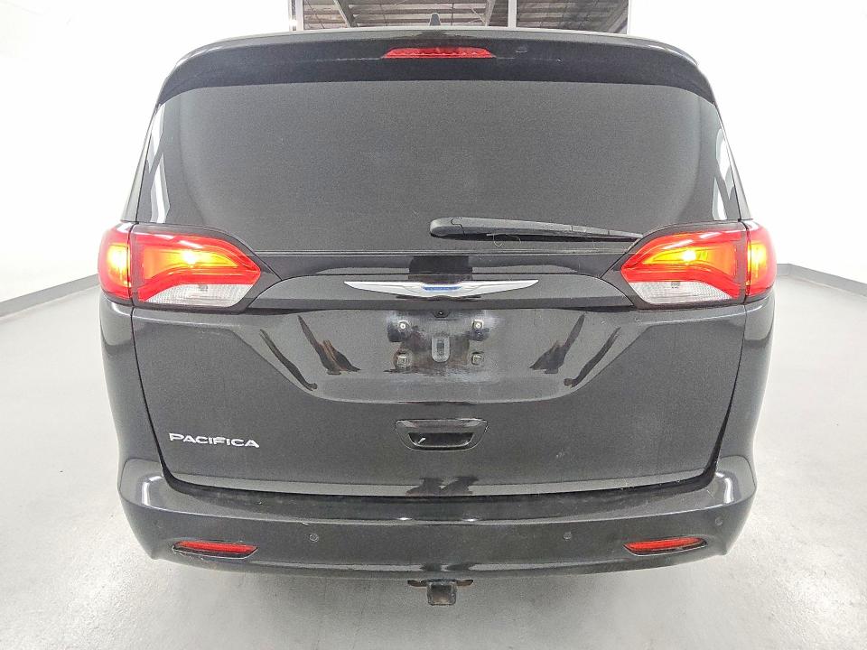 78720545 :رقم المزاد ، 2C4RC1DG9HR642875 vin ، 2017 Chrysler Pacifica مزاد بيع