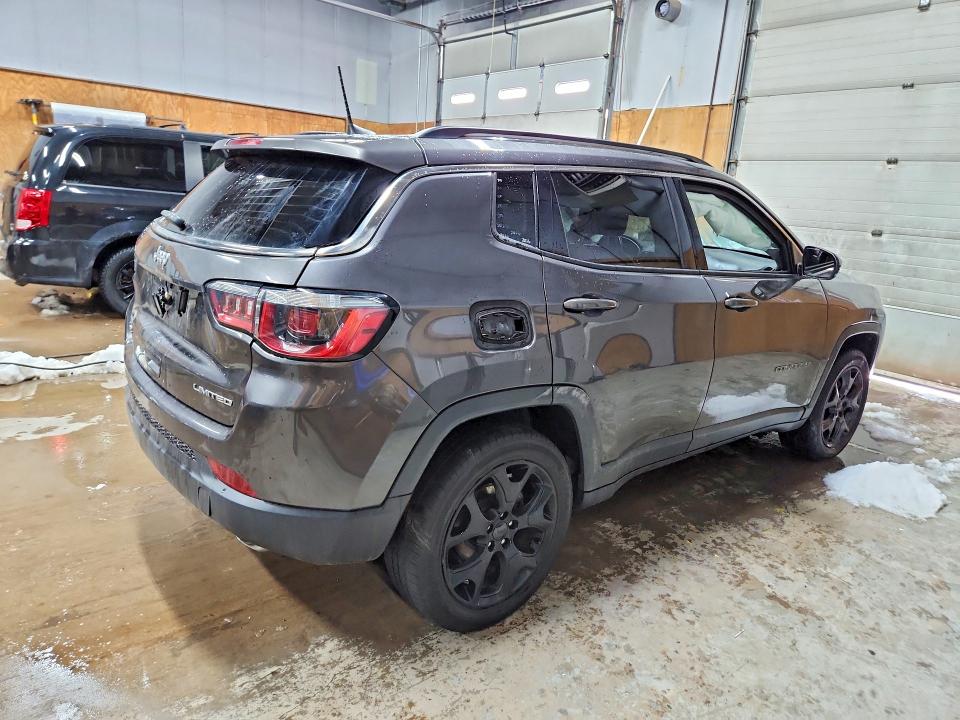 78590125 :رقم المزاد ، 3C4NJDCB7KT639182 vin ، 2019 Jeep Compass مزاد بيع