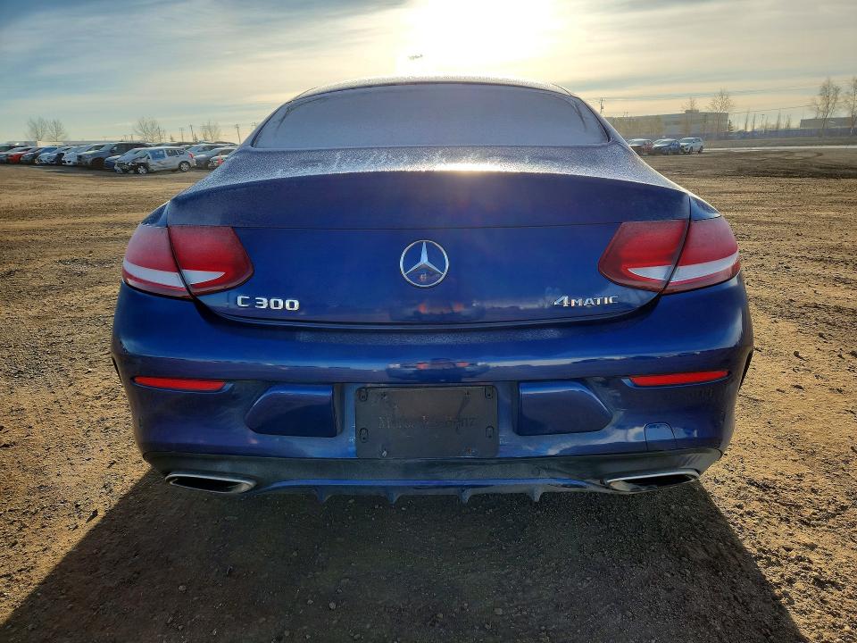 Продажа на аукционе авто 2017 Mercedes-benz C, vin: WDDWJ4KB3HF352520, номер лота: 76711785