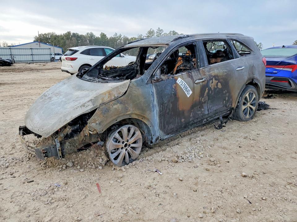 75769645 :رقم المزاد ، 5XYPH4A17GG186596 vin ، 2016 Kia Sorento مزاد بيع