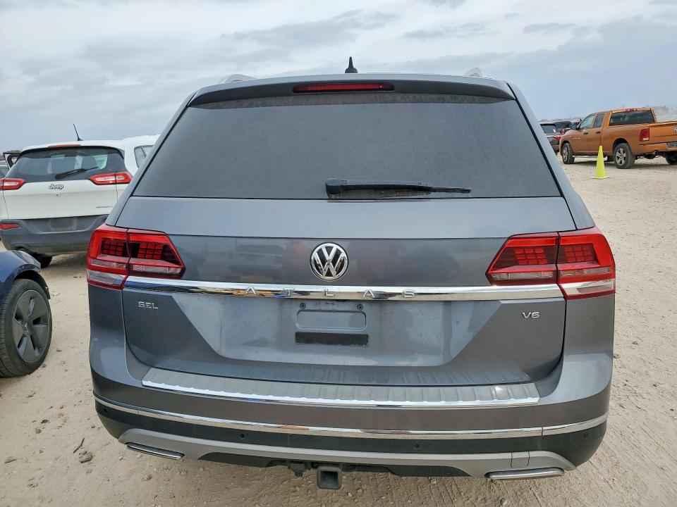 2019 Volkswagen Atlas მანქანა იყიდება აუქციონზე, vin: 1V2ER2CA2KC547413, აუქციონის ნომერი: 77946605