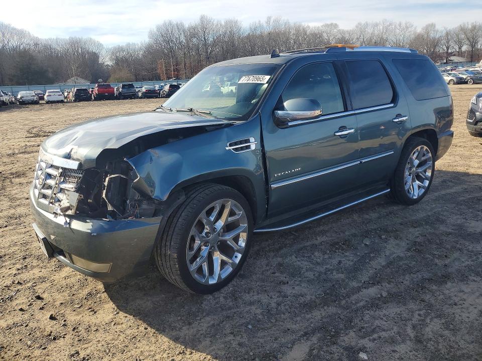 Auction sale of the 2008 Cadillac Escalade, vin: 1GYFK63868R258890, lot number: 77870965