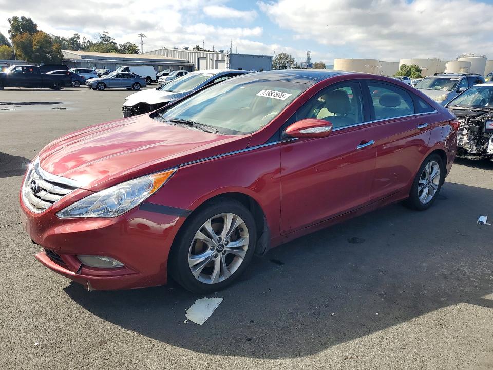 2013 Hyundai Sonata მანქანა იყიდება აუქციონზე, vin: 5NPEC4AC0DH795766, აუქციონის ნომერი: 77663585