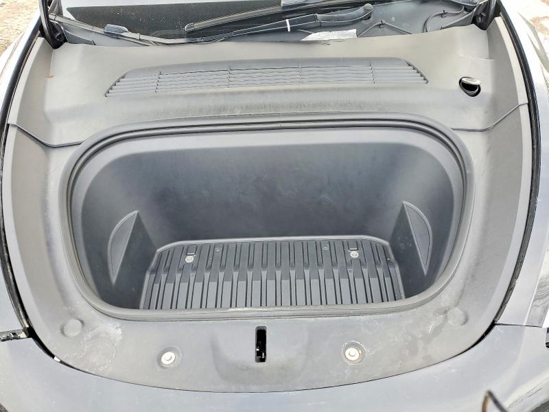 Продажа на аукционе авто 2021 Tesla Model Y, vin: 5YJYGAEE3MF301815, номер лота: 75819805