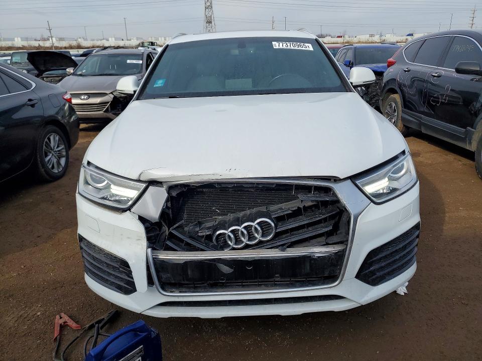 77370965 :رقم المزاد ، WA1BCCFS9JR001004 vin ، 2018 Audi Q3 مزاد بيع