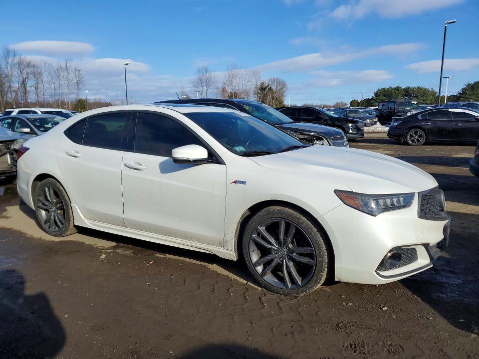 76120905 :رقم المزاد ، 19UUB3F69JA006823 vin ، 2018 Acura Tlx مزاد بيع