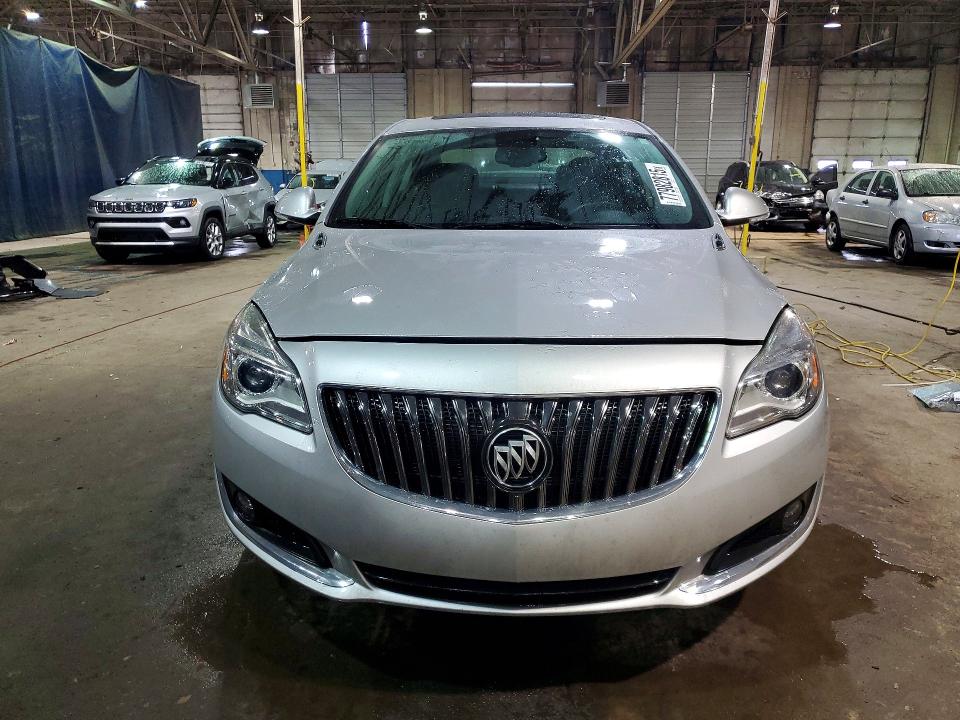 77982815 :رقم المزاد ، 2G4GS5GX3G9189229 vin ، 2016 Buick Regal مزاد بيع