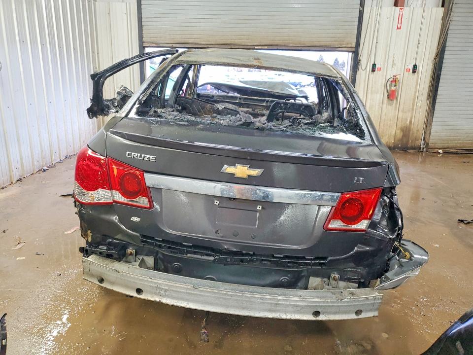 74696985 :رقم المزاد ، 1G1PE5SB8E7150635 vin ، 2014 Chevrolet Cruze مزاد بيع