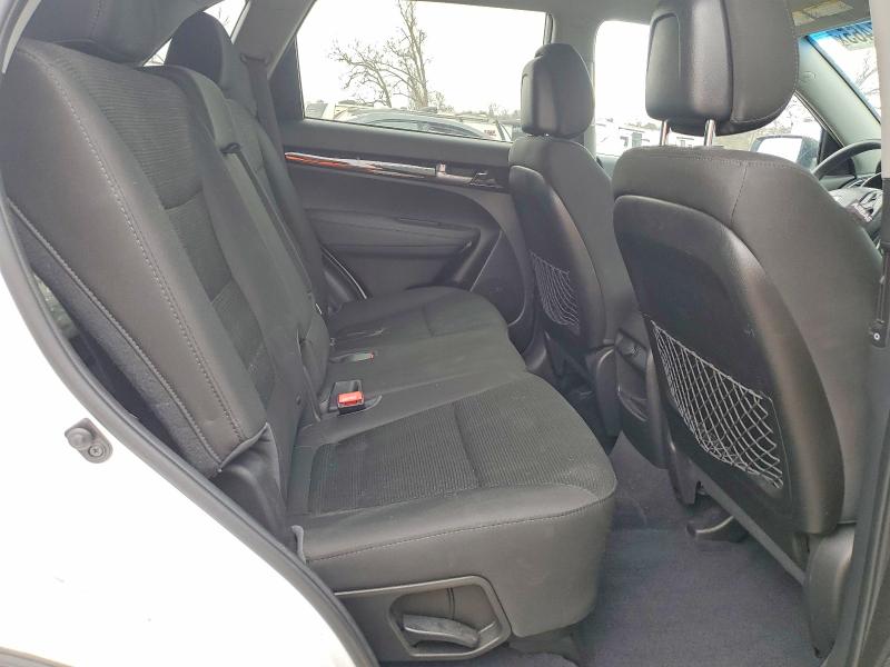 Продажа на аукционе авто 2015 Kia Sorento, vin: 5XYKTCA64FG623757, номер лота: 76747465