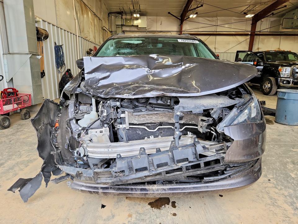 Продажа на аукционе авто 2020 Chrysler Voyager, vin: 2C4RC1DG0LR151538, номер лота: 78293505