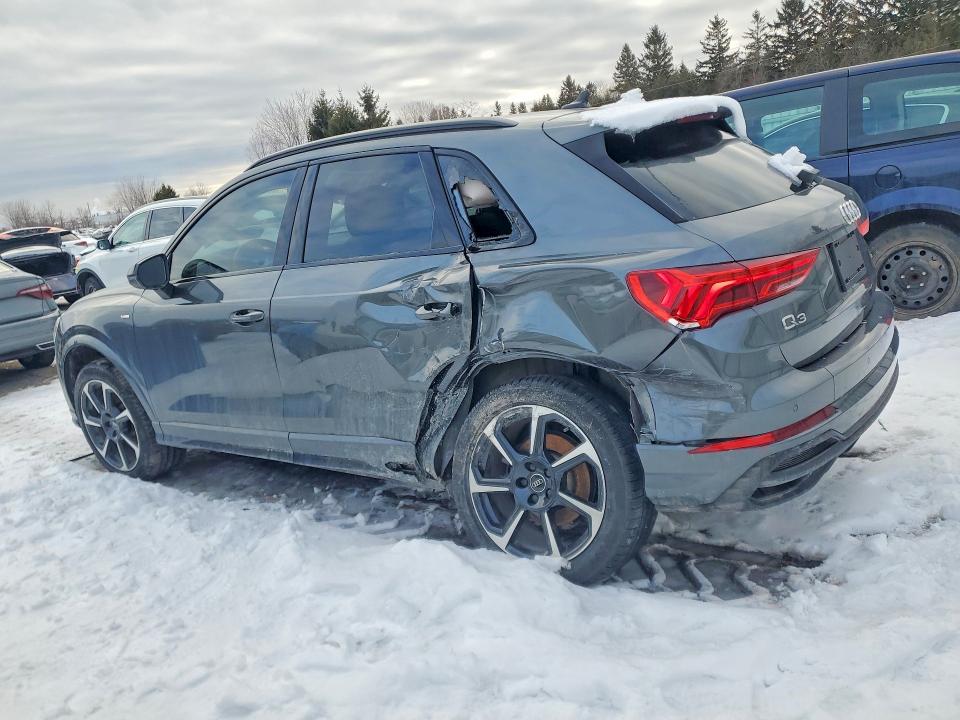 77525985 :رقم المزاد ، WA1EECF31R1200462 vin ، 2024 Audi Q3 مزاد بيع