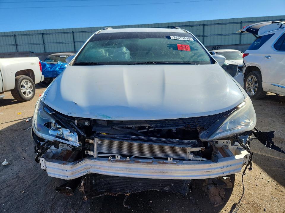 76313355 :رقم المزاد ، 2C4RC1BGXLR117951 vin ، 2020 Chrysler Pacifica مزاد بيع