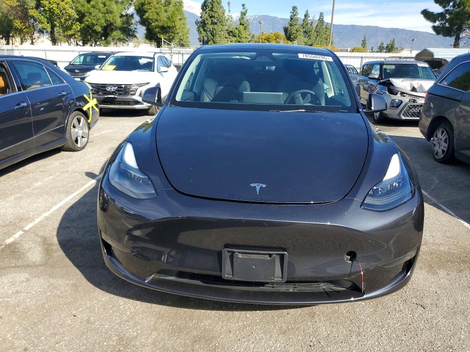 2024 Tesla Model Y მანქანა იყიდება აუქციონზე, vin: 7SAYGAEE5RF071608, აუქციონის ნომერი: 78550295