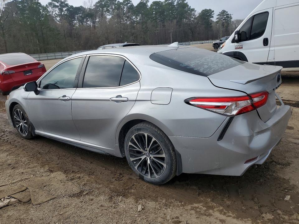 Продаж на аукціоні авто 2020 Toyota Camry, vin: 4T1G11AK4LU887158, номер лоту: 77494995